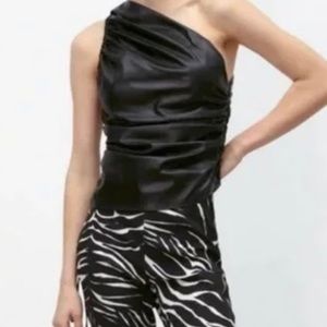 Zara one shoulder black top